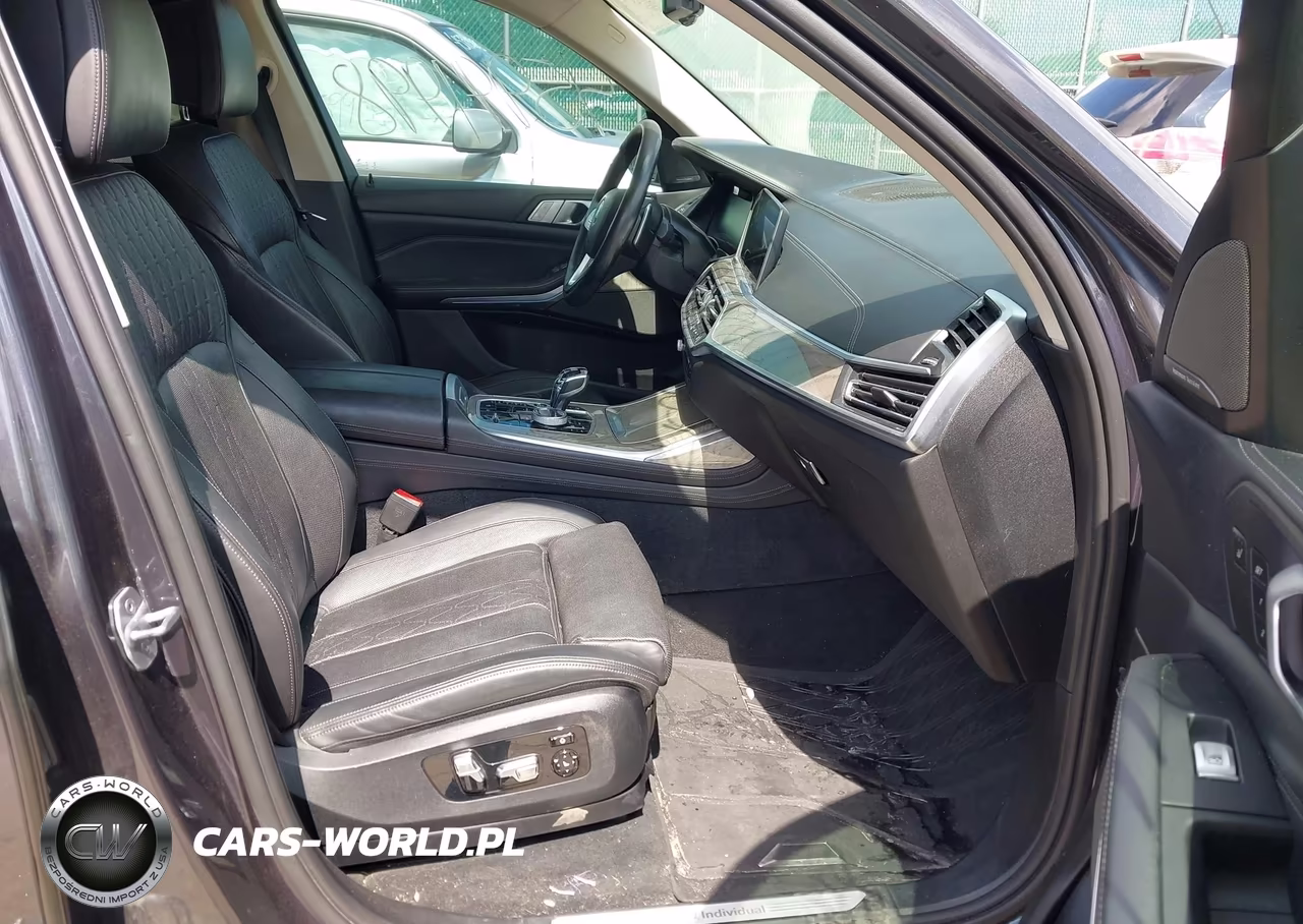 2019 BMW X7 xDrive50I VIN:5UXCX4C5XKLB40079 - 5