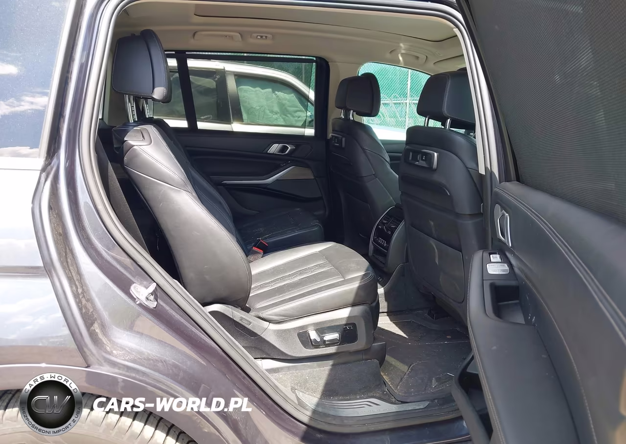 2019 BMW X7 xDrive50I VIN:5UXCX4C5XKLB40079 - 8