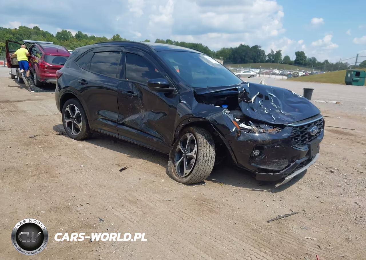 2023 Ford Escape St-Line Select