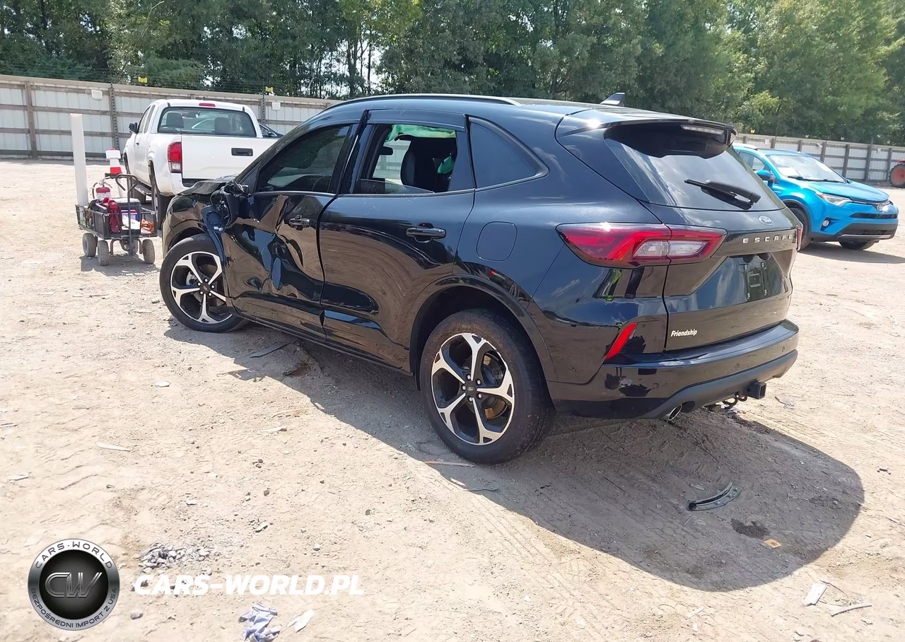 2023 Ford Escape St-Line Select VIN:1FMCU9NA5PUB33178 - 3