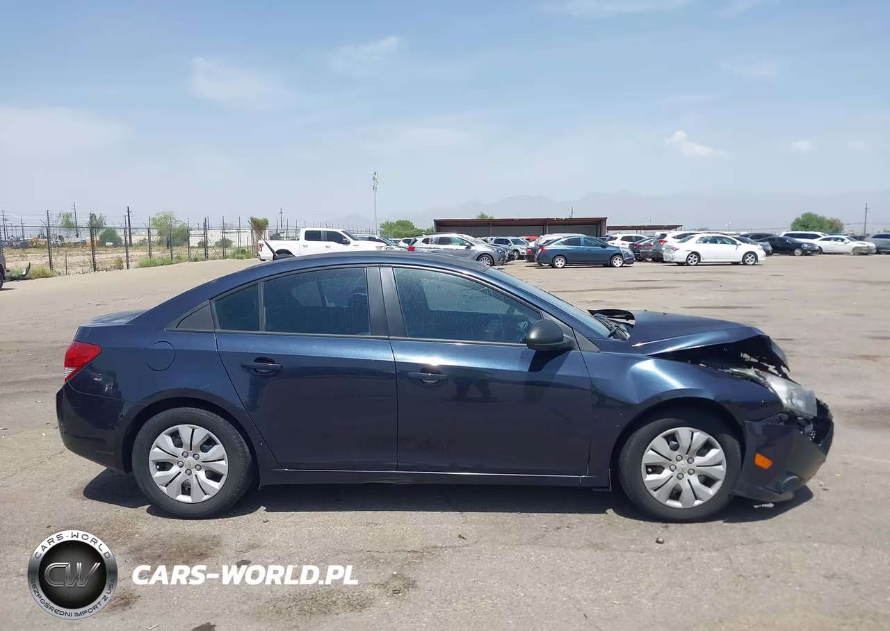 2014 Chevrolet Cruze Ls Auto VIN:1G1PA5SH7E7464373 - 13