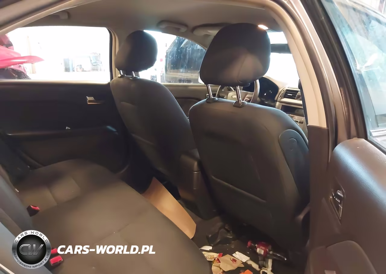 2010 Ford Fusion Se VIN:3FAHP0HA8AR421662 - 8