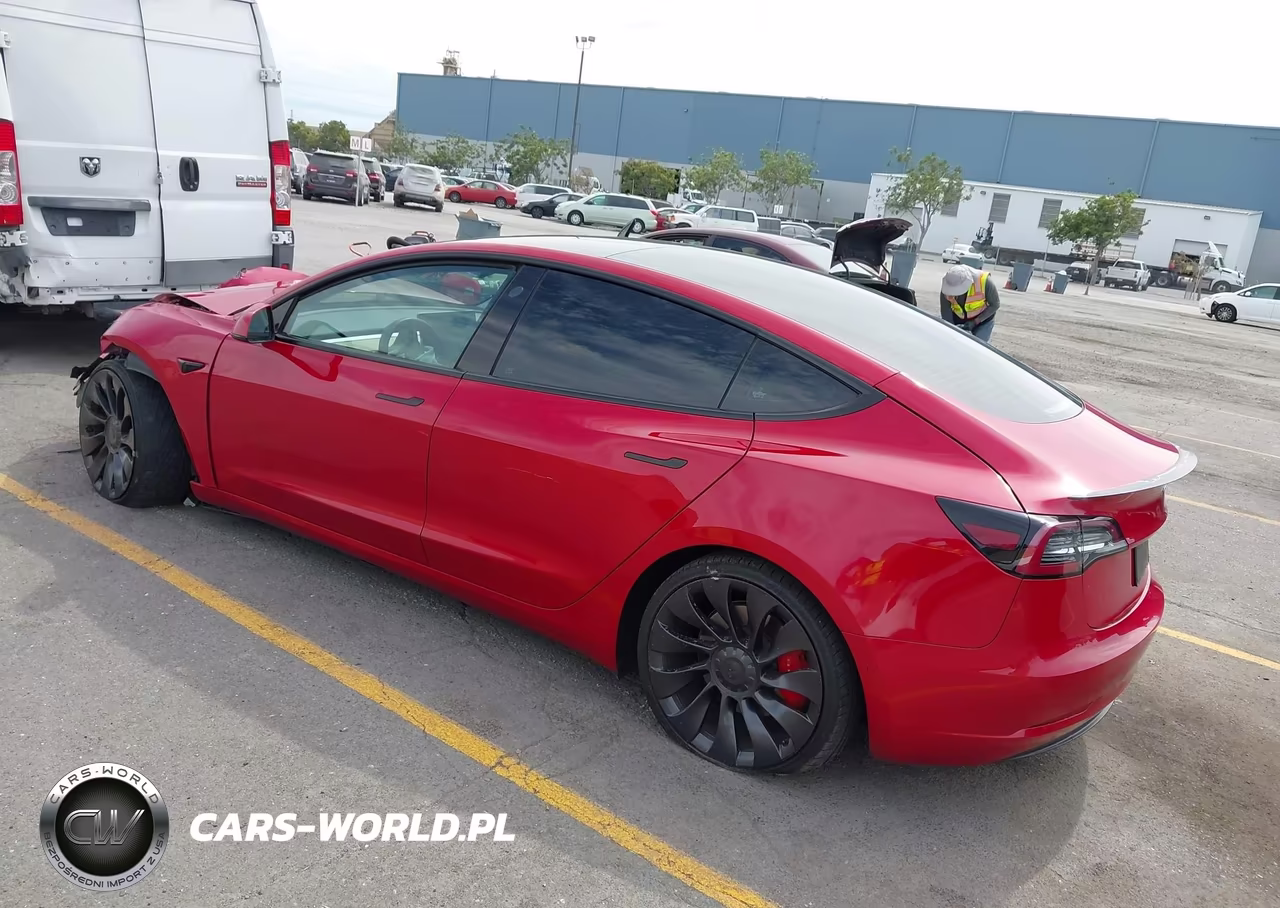 2022 Tesla Model 3 Performance Dual Motor All-Wheel Drive VIN:5YJ3E1EC3NF131357 - 3