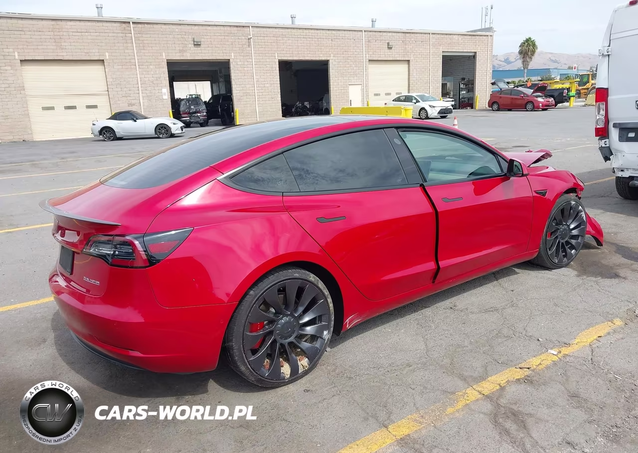 2022 Tesla Model 3 Performance Dual Motor All-Wheel Drive VIN:5YJ3E1EC3NF131357 - 4