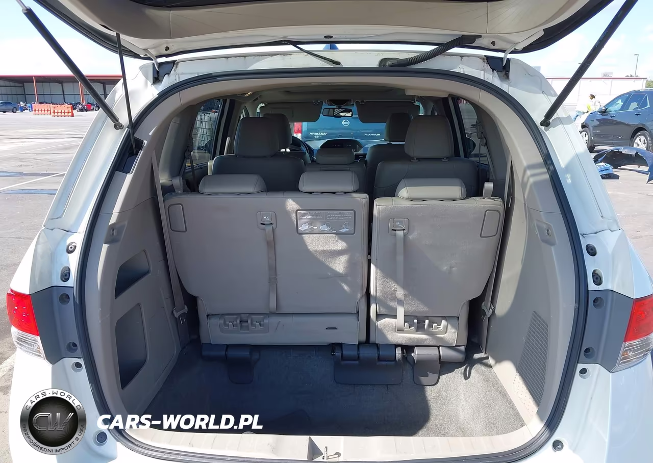 2015 Honda Odyssey Ex-L VIN:5FNRL5H67FB068357 - 18