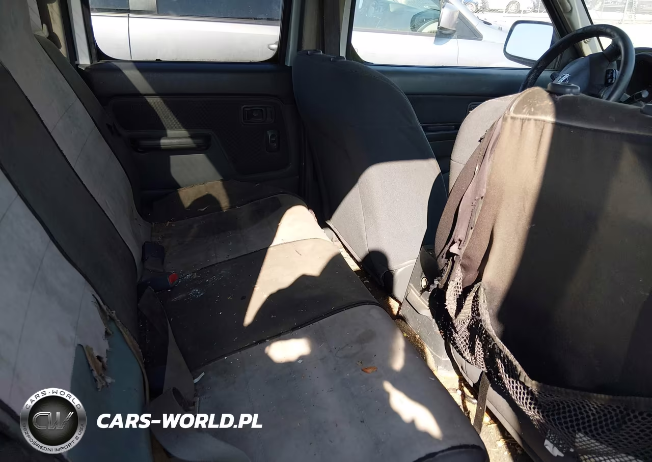2002 Nissan Frontier Xe-V6 VIN:1N6ED27Y62C392451 - 8