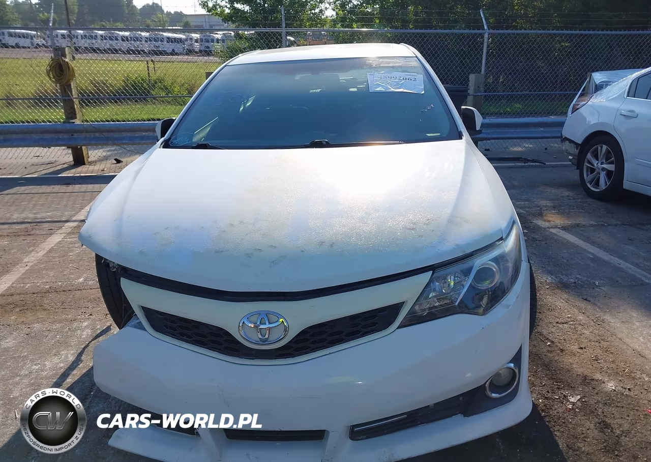 2014 Toyota Camry Se VIN:4T1BF1FK6EU824442 - 13