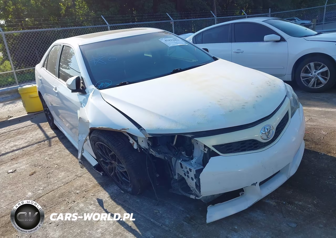 2014 Toyota Camry Se VIN:4T1BF1FK6EU824442 - 6