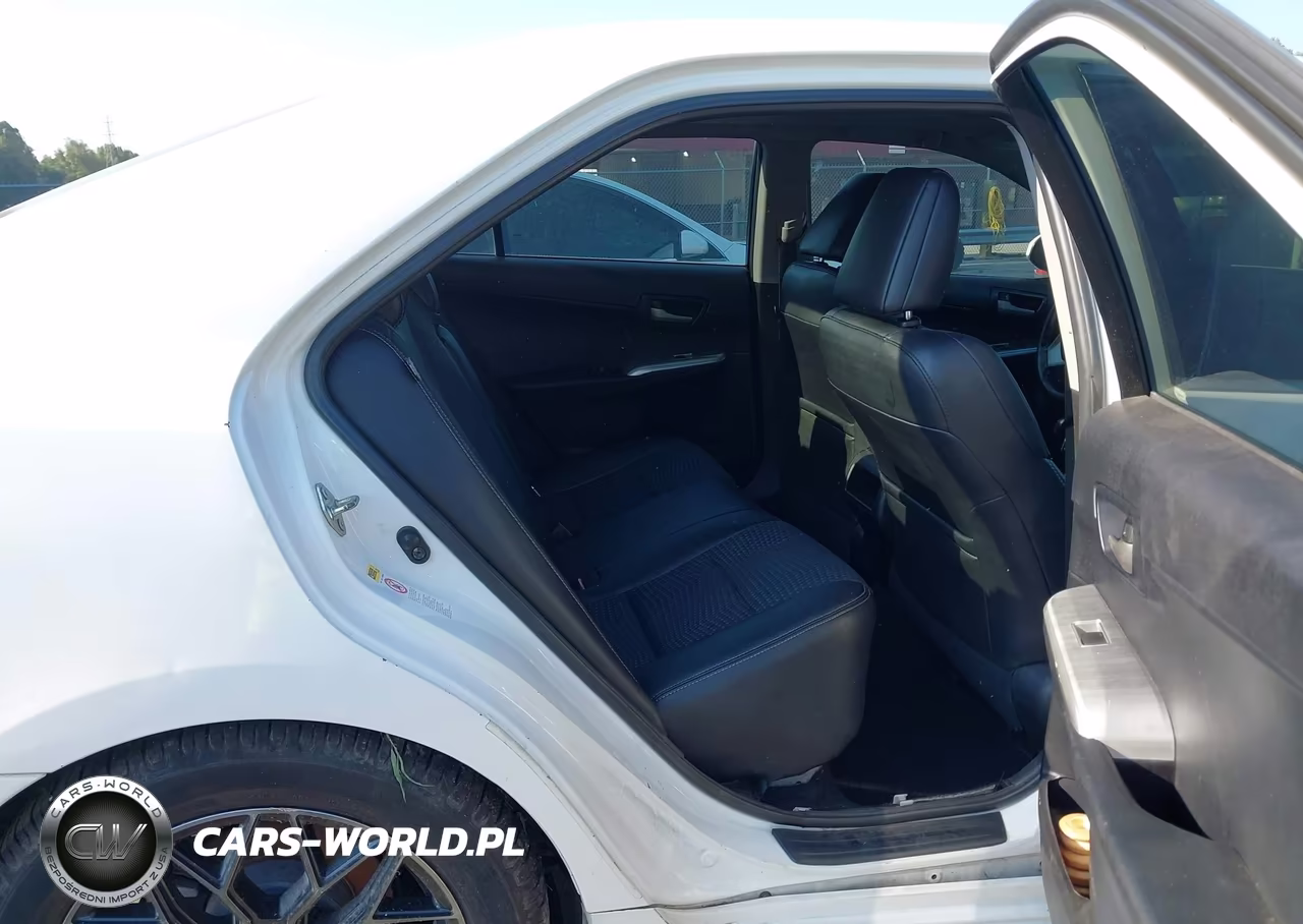 2014 Toyota Camry Se VIN:4T1BF1FK6EU824442 - 8