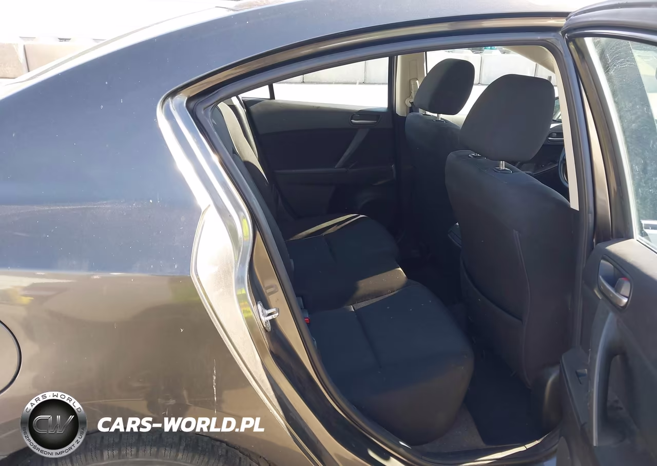 2011 Mazda Mazda3 I Touring VIN:JM1BL1VF7B1359880 - 8