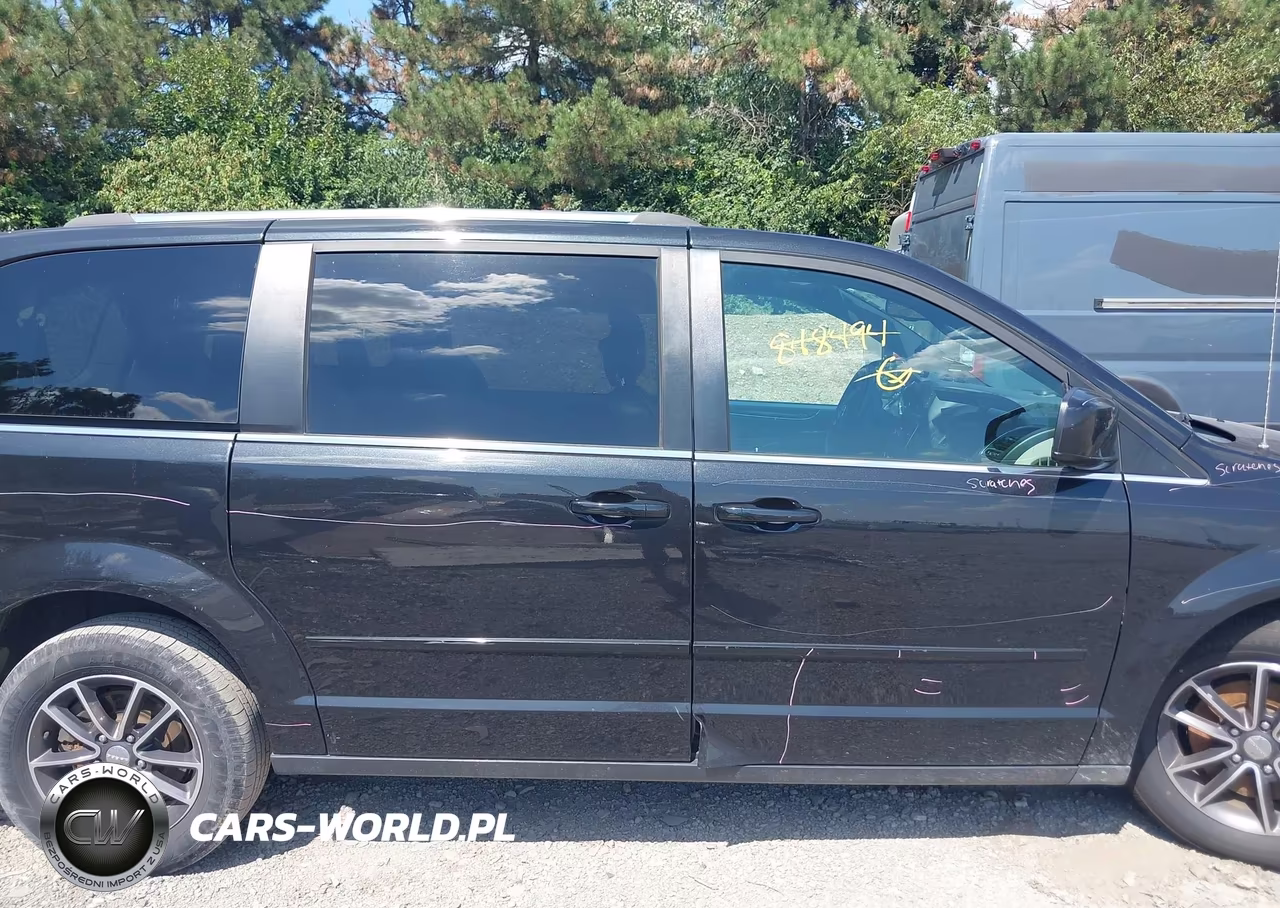 2017 Dodge Grand Caravan Sxt VIN:2C4RDGCG6HR848494 - 13