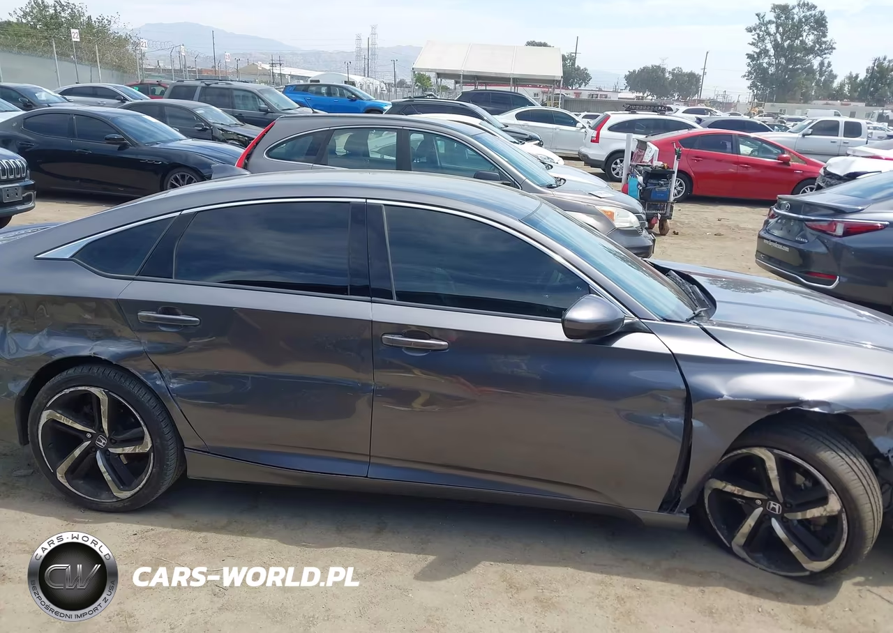 2018 Honda Accord Sport VIN:1HGCV1F37JA004761 - 6