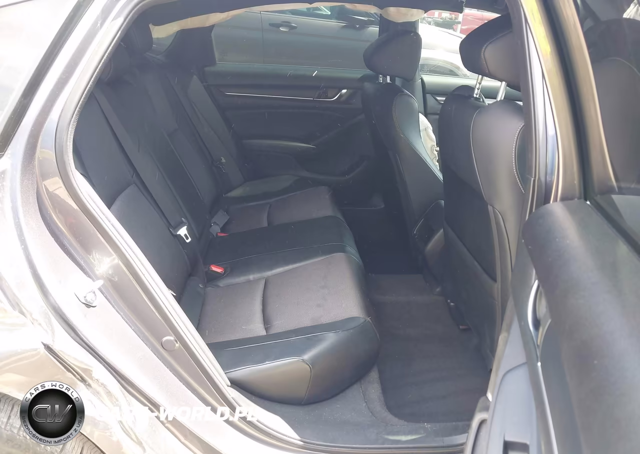 2018 Honda Accord Sport VIN:1HGCV1F37JA004761 - 8