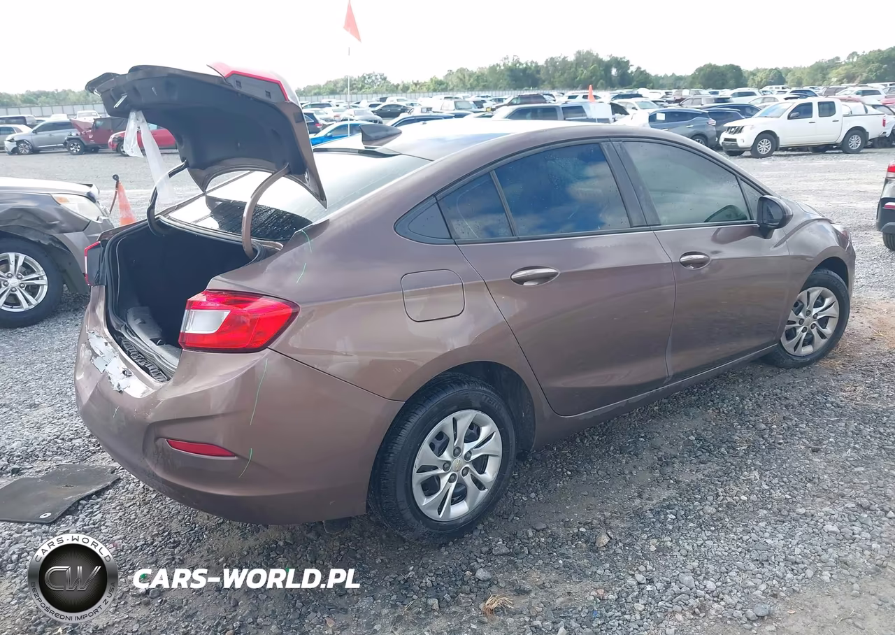 2019 Chevrolet Cruze Ls VIN:1G1BC5SM4K7130850 - 4