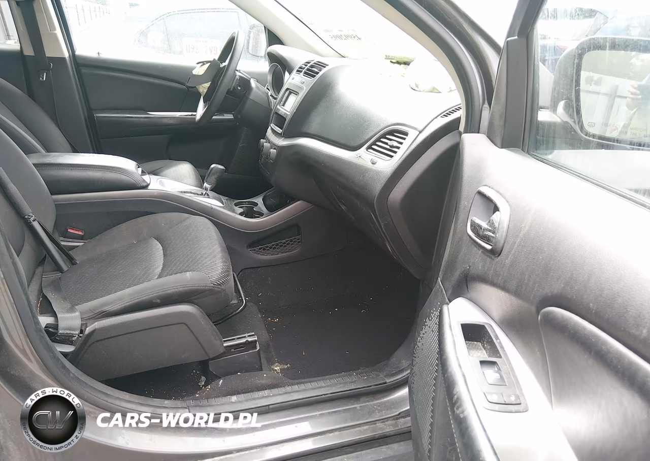 2018 Dodge Journey Se VIN:3C4PDCAB4JT347789 - 5