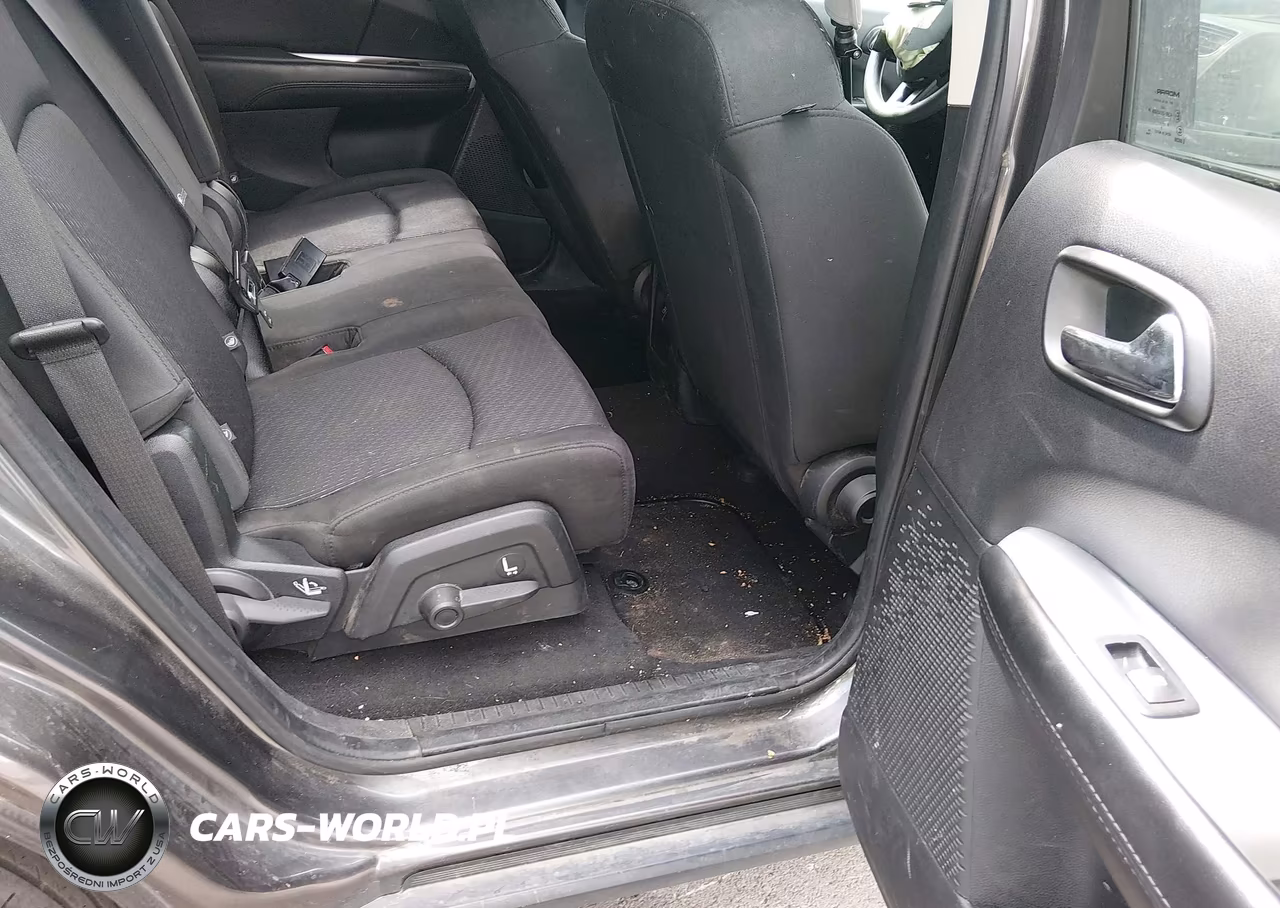 2018 Dodge Journey Se VIN:3C4PDCAB4JT347789 - 8