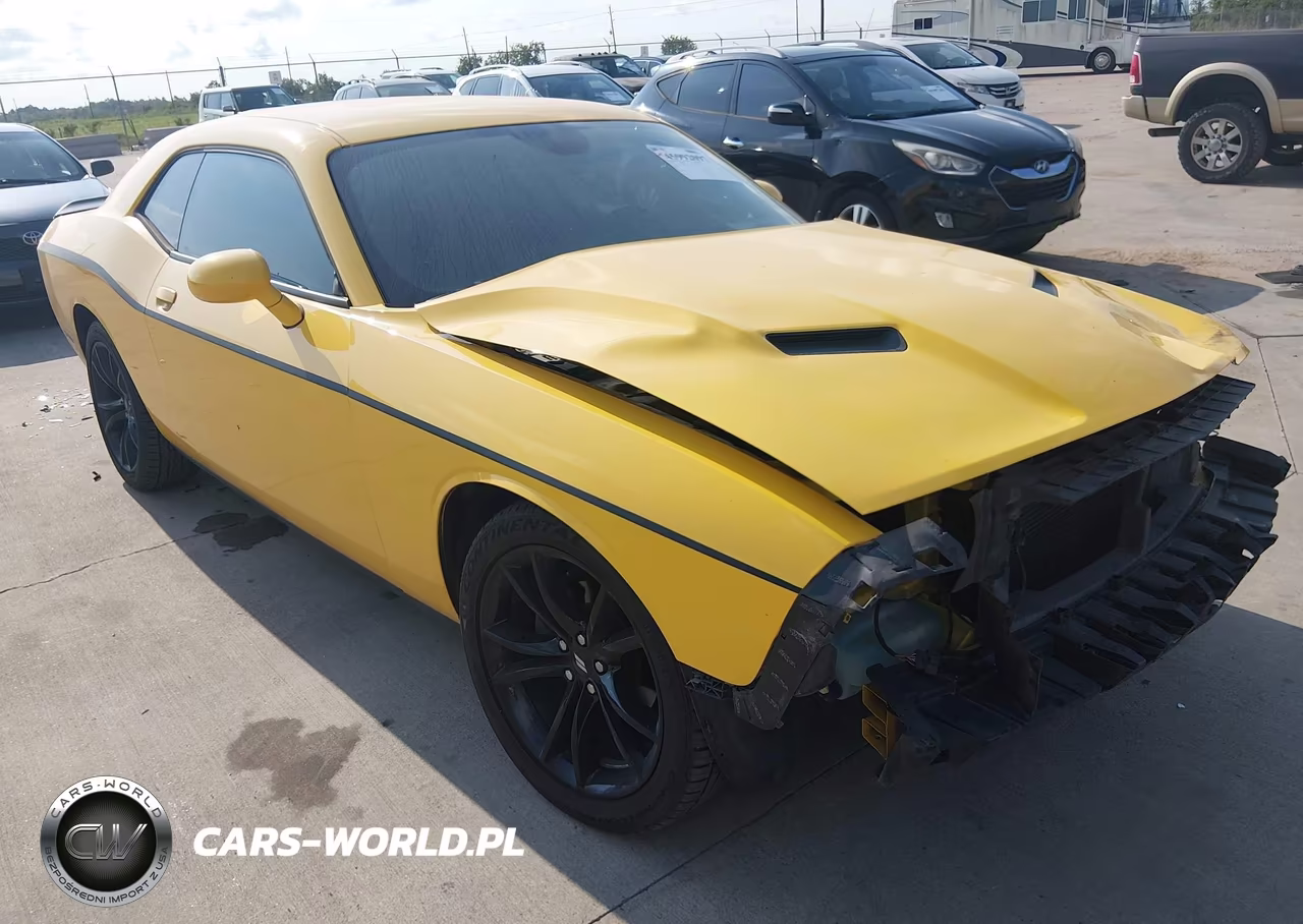 2018 Dodge Challenger Sxt VIN:2C3CDZAG0JH333334 - 1