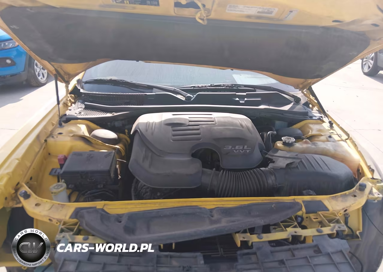 2018 Dodge Challenger Sxt VIN:2C3CDZAG0JH333334 - 10