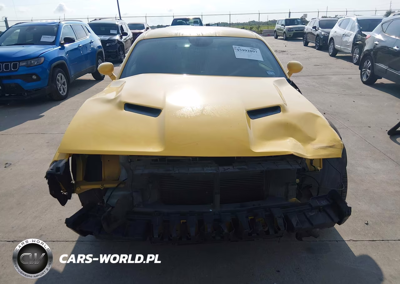 2018 Dodge Challenger Sxt VIN:2C3CDZAG0JH333334 - 12