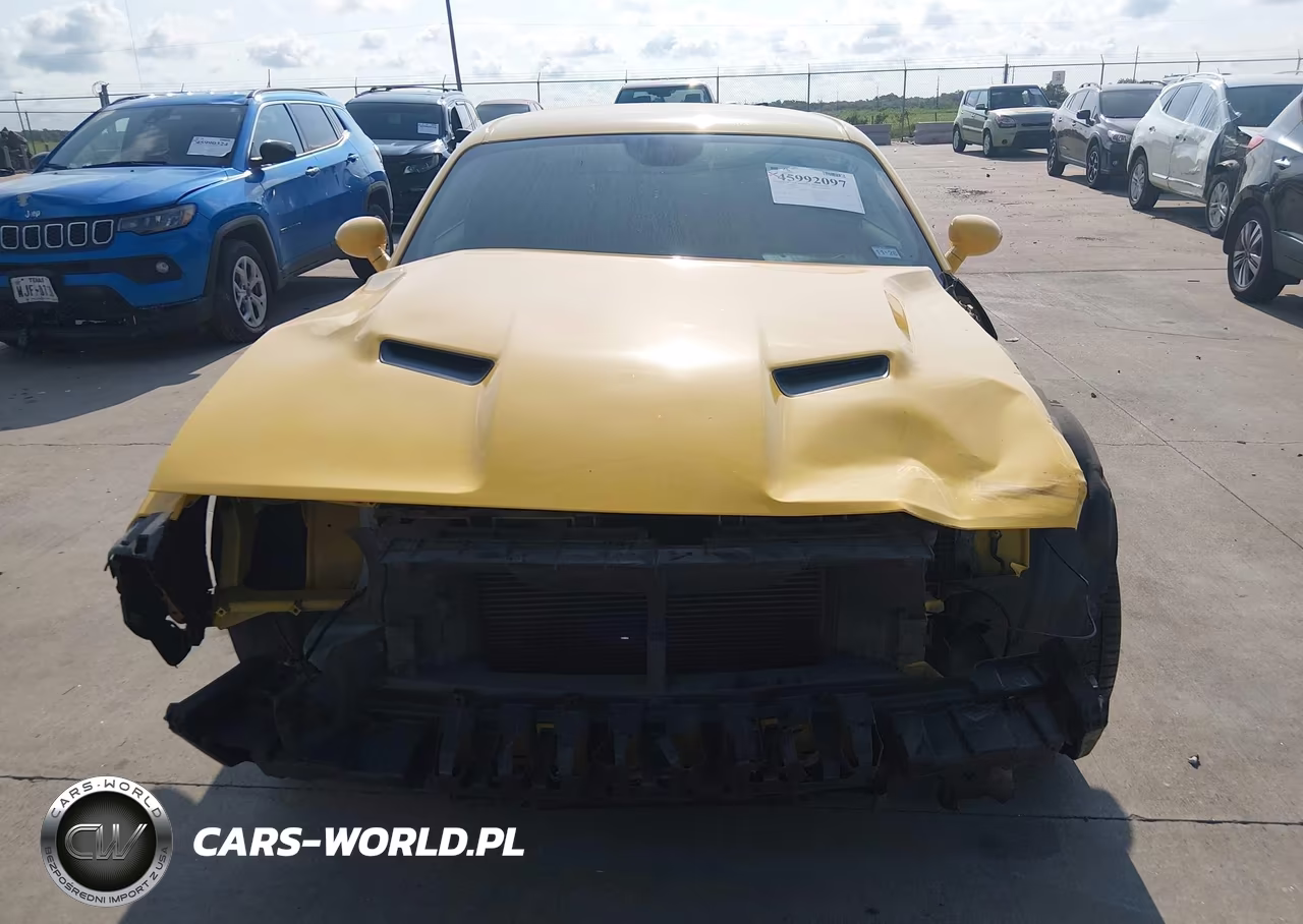 2018 Dodge Challenger Sxt VIN:2C3CDZAG0JH333334 - 6