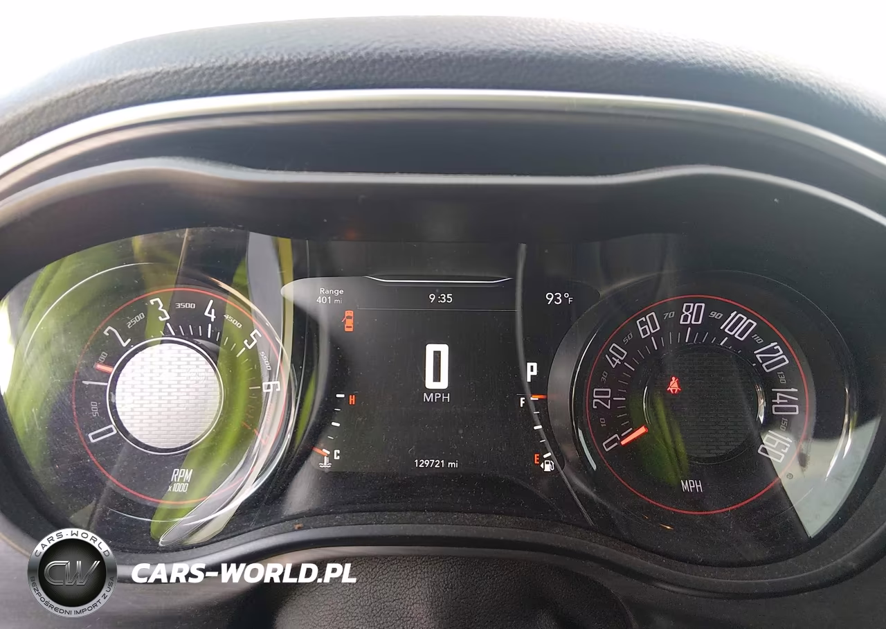 2018 Dodge Challenger Sxt VIN:2C3CDZAG0JH333334 - 7