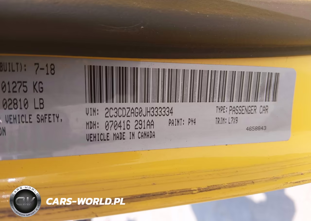 2018 Dodge Challenger Sxt VIN:2C3CDZAG0JH333334 - 9