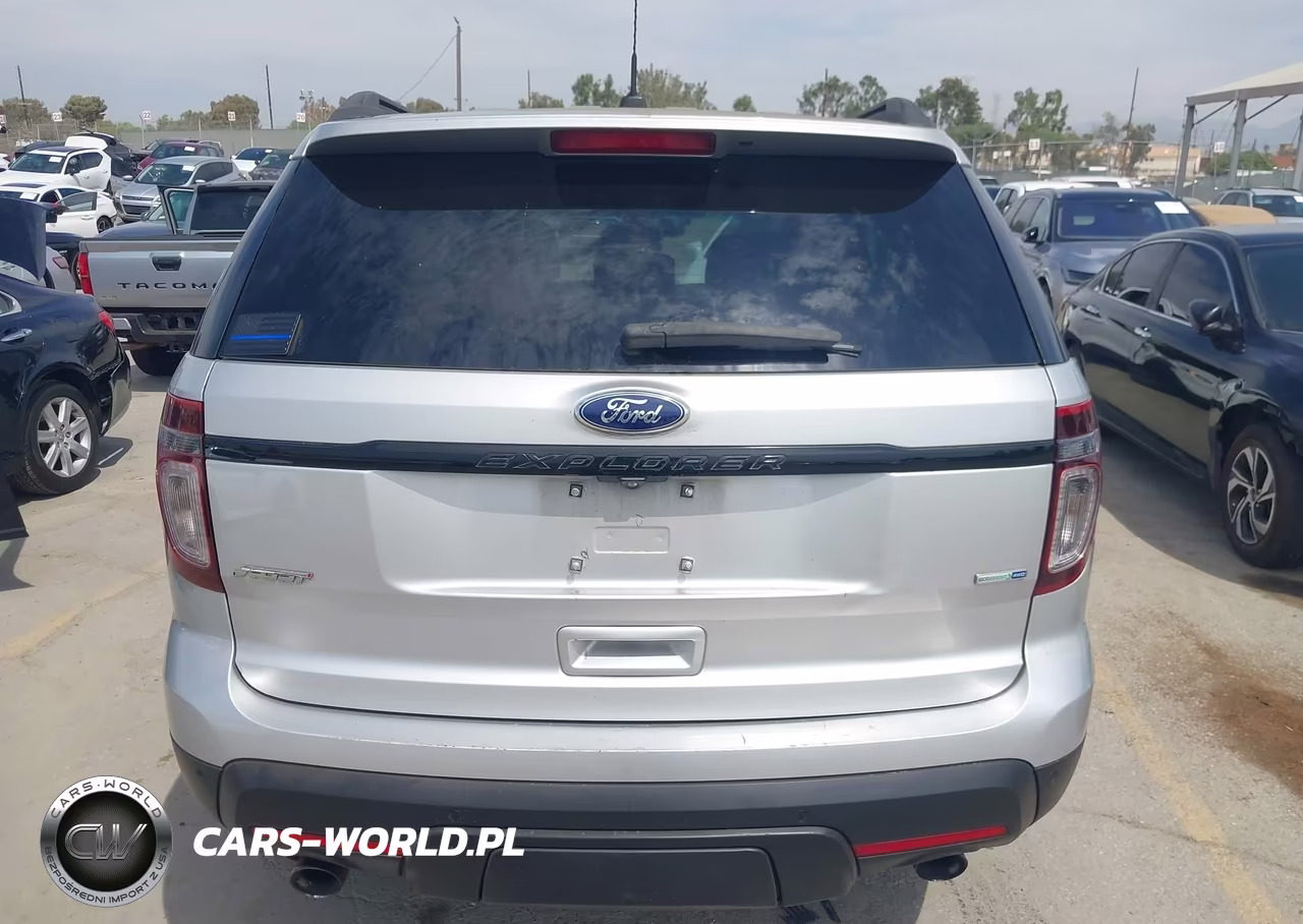 2015 Ford Explorer Sport VIN:1FM5K8GT4FGA87640 - 16