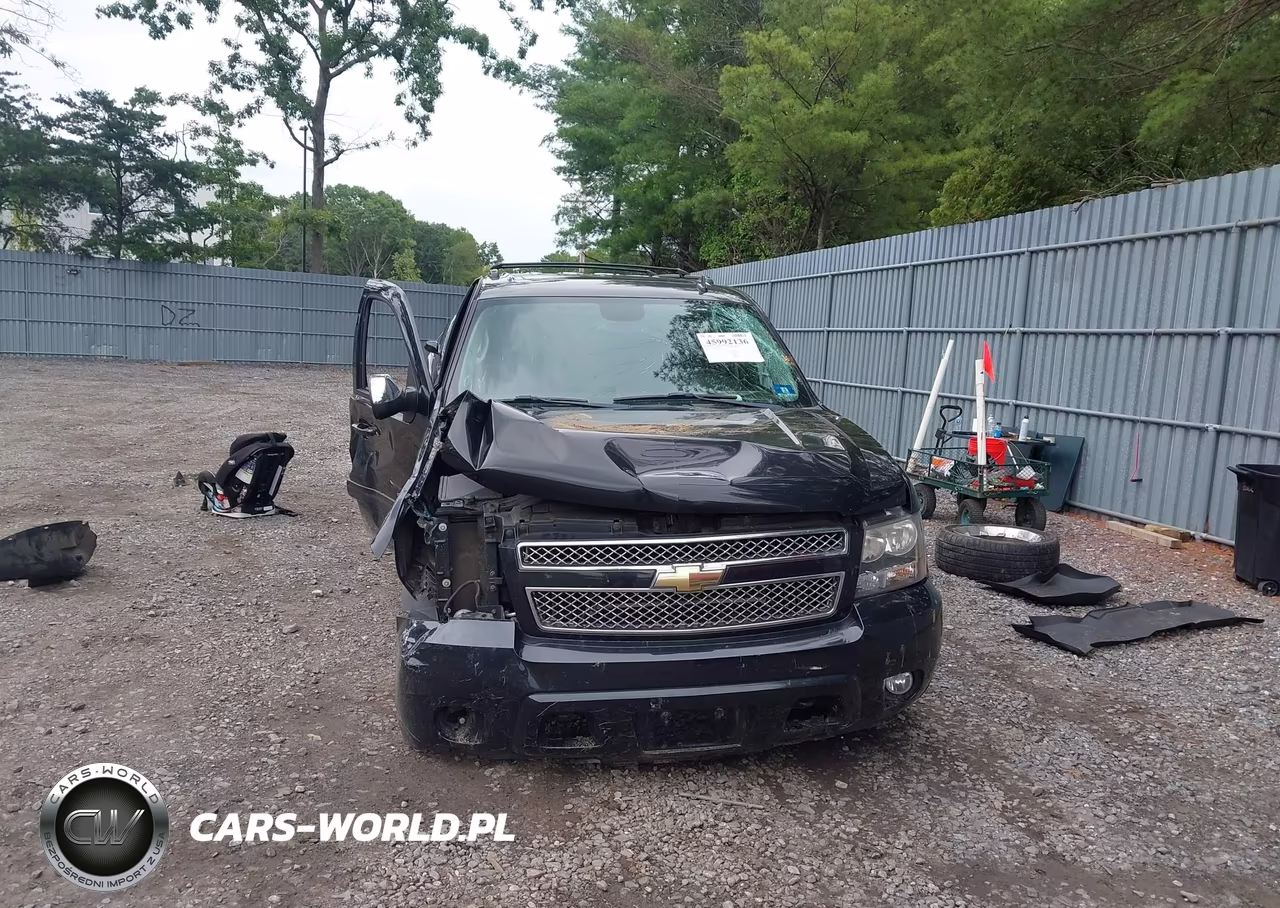 2011 Chevrolet Suburban 1500 Lt1 VIN:1GNSKJE32BR294907 - 13