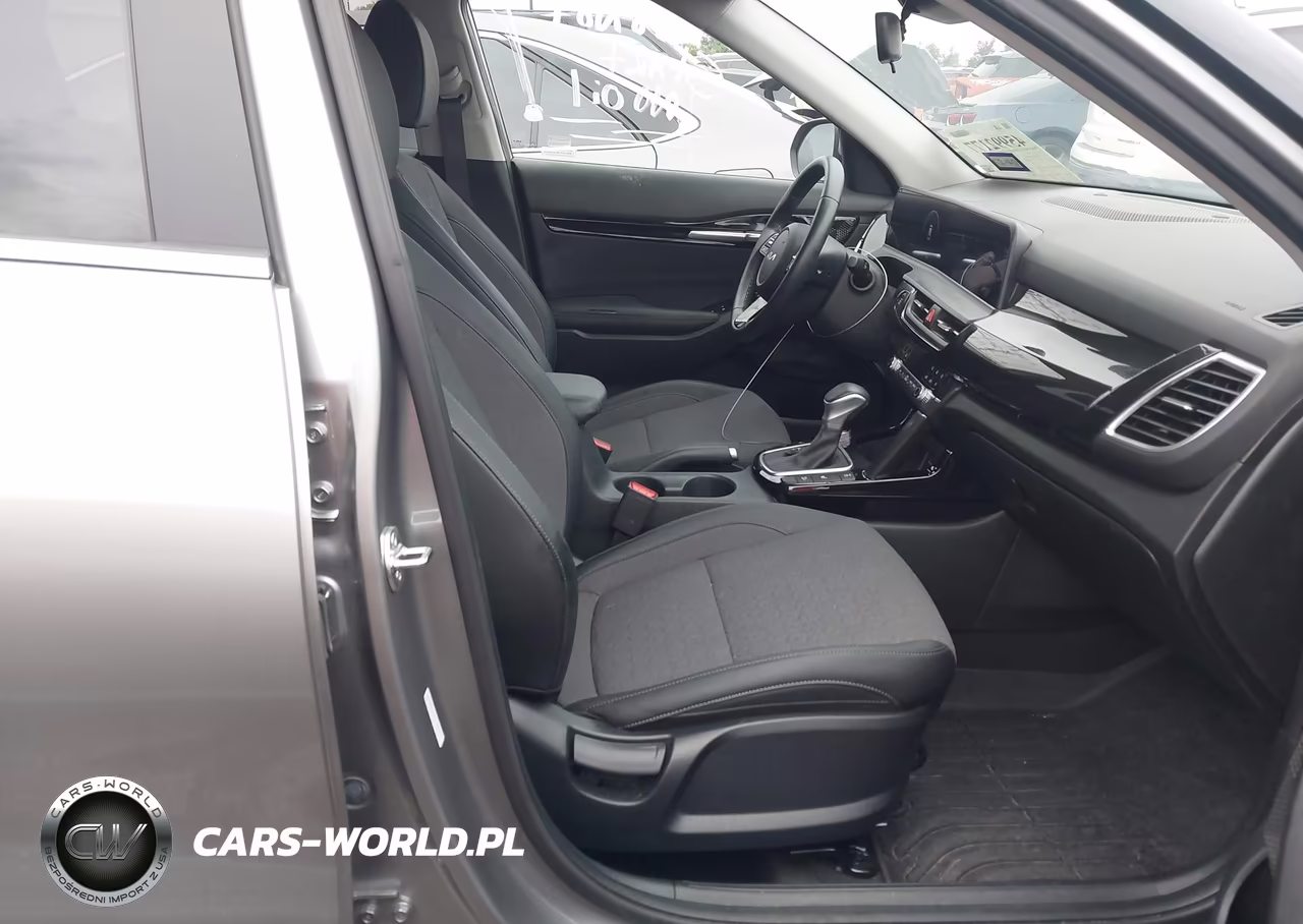 2025 Kia Seltos X-Line VIN:KNDEUCA71S7783153 - 5