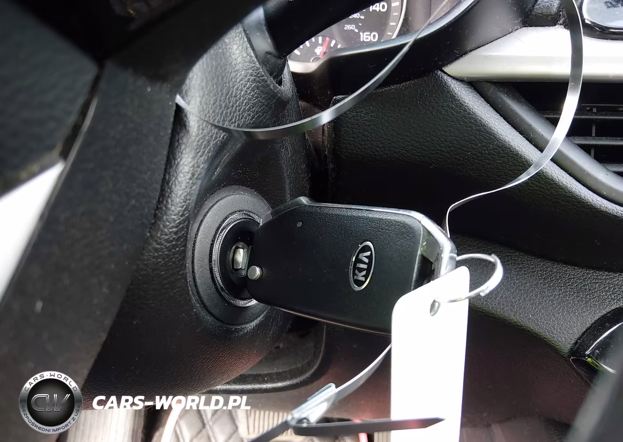 2019 Kia Forte Lxs VIN:3KPF24AD2KE126755 - 11