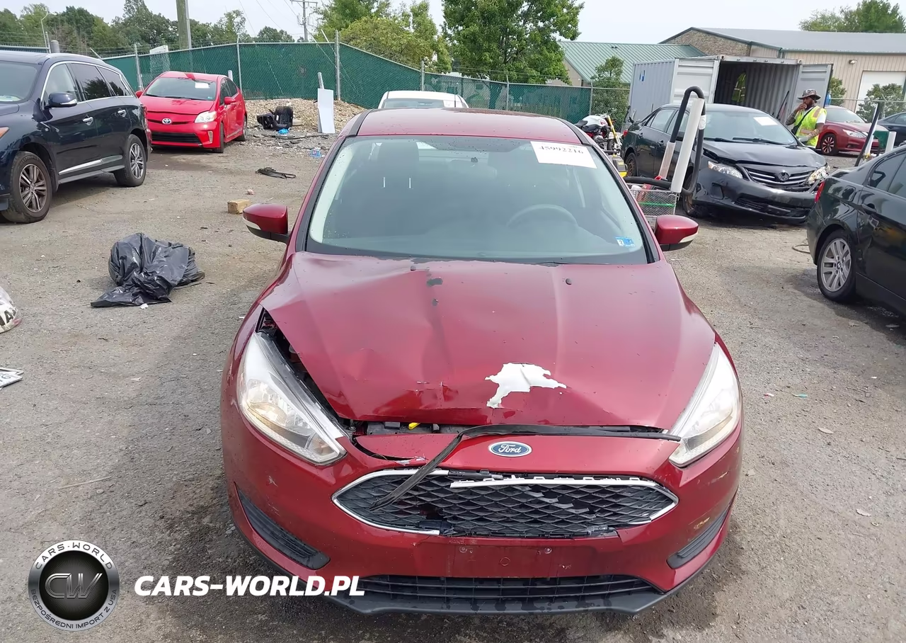 2017 Ford Focus Se VIN:1FADP3F29HL275289 - 12