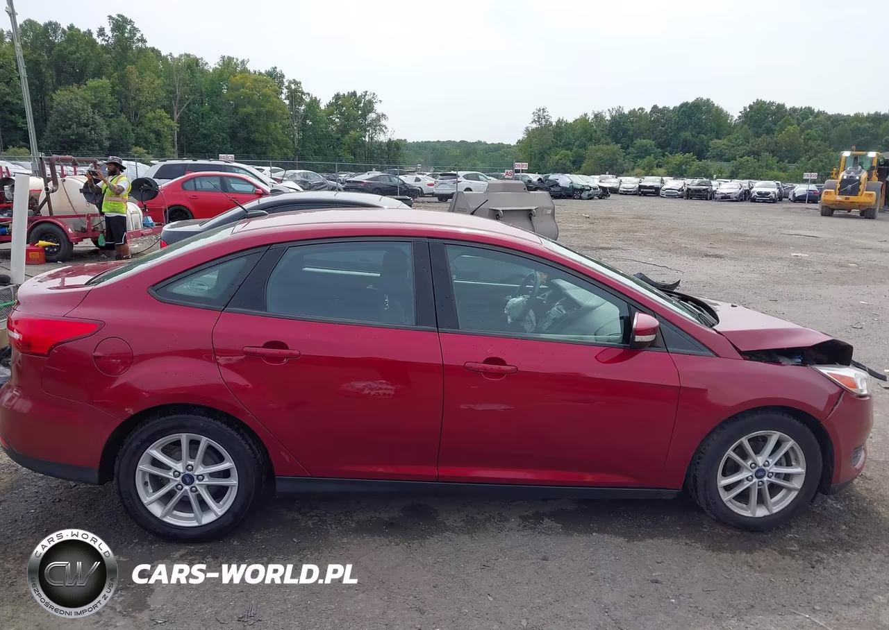 2017 Ford Focus Se VIN:1FADP3F29HL275289 - 13