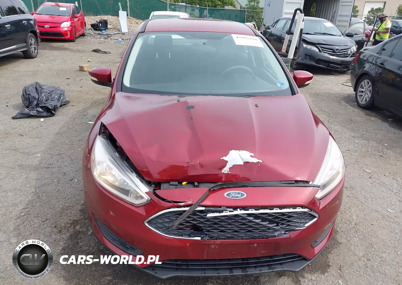 2017 Ford Focus Se VIN:1FADP3F29HL275289 - 6