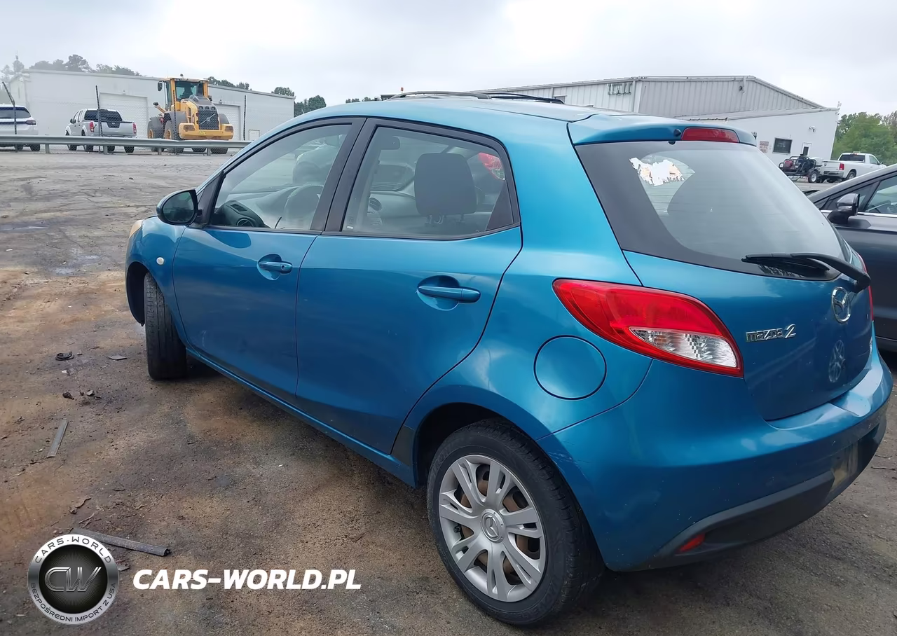 2012 Mazda Mazda2 Sport VIN:JM1DE1KYXC0142226 - 3
