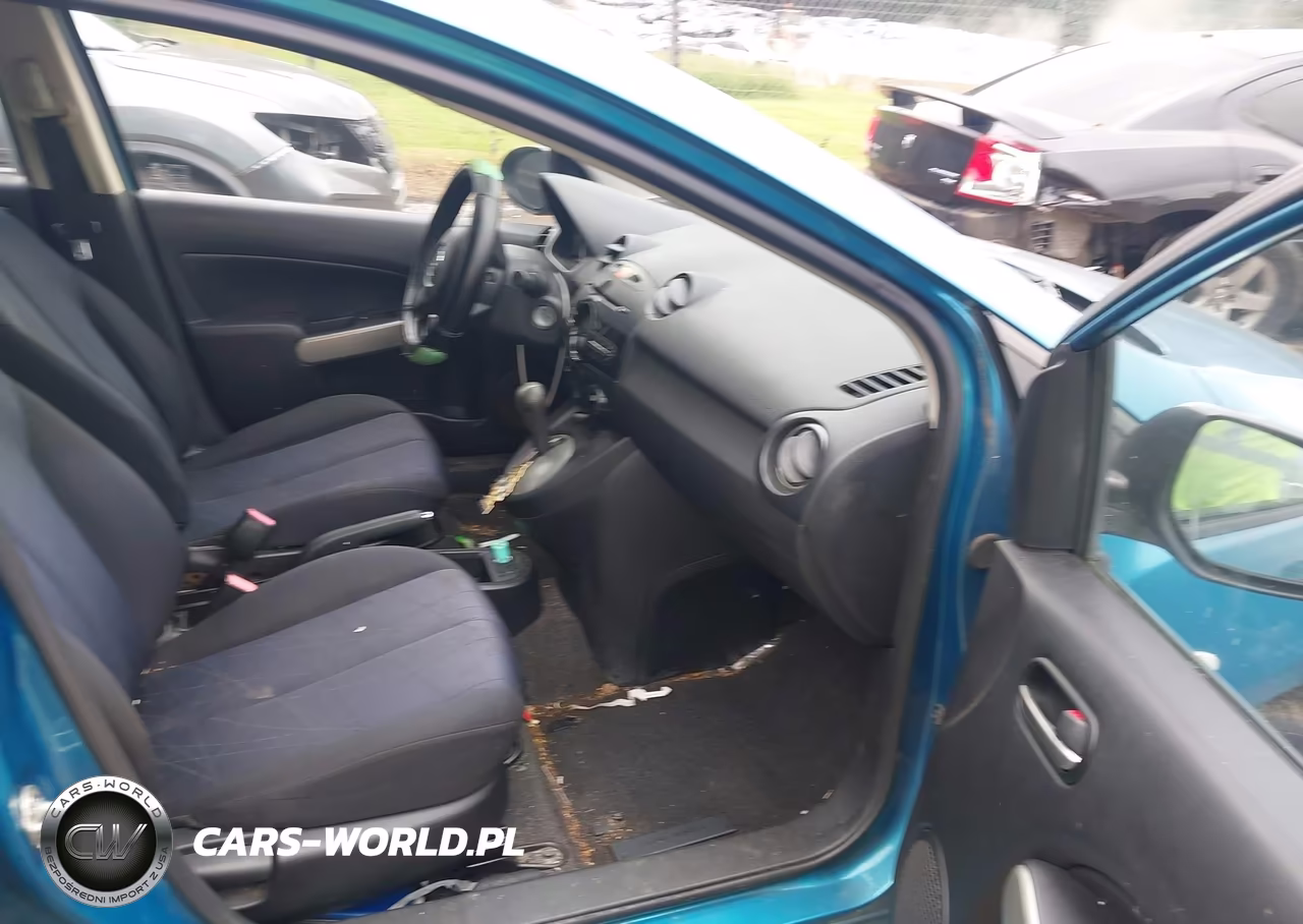 2012 Mazda Mazda2 Sport VIN:JM1DE1KYXC0142226 - 5