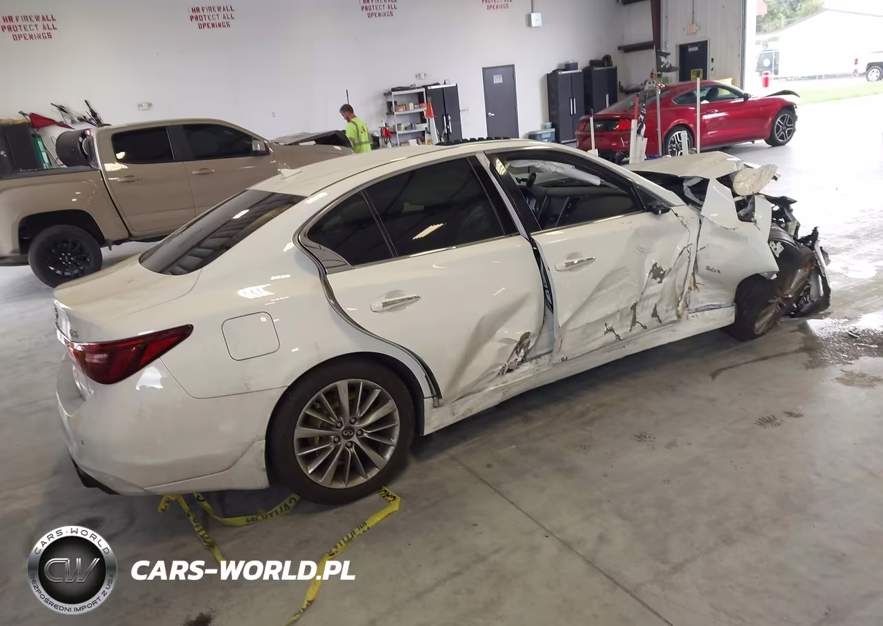 2018 Infiniti Q50 3.0T Luxe VIN:JN1EV7AP6JM363248 - 4