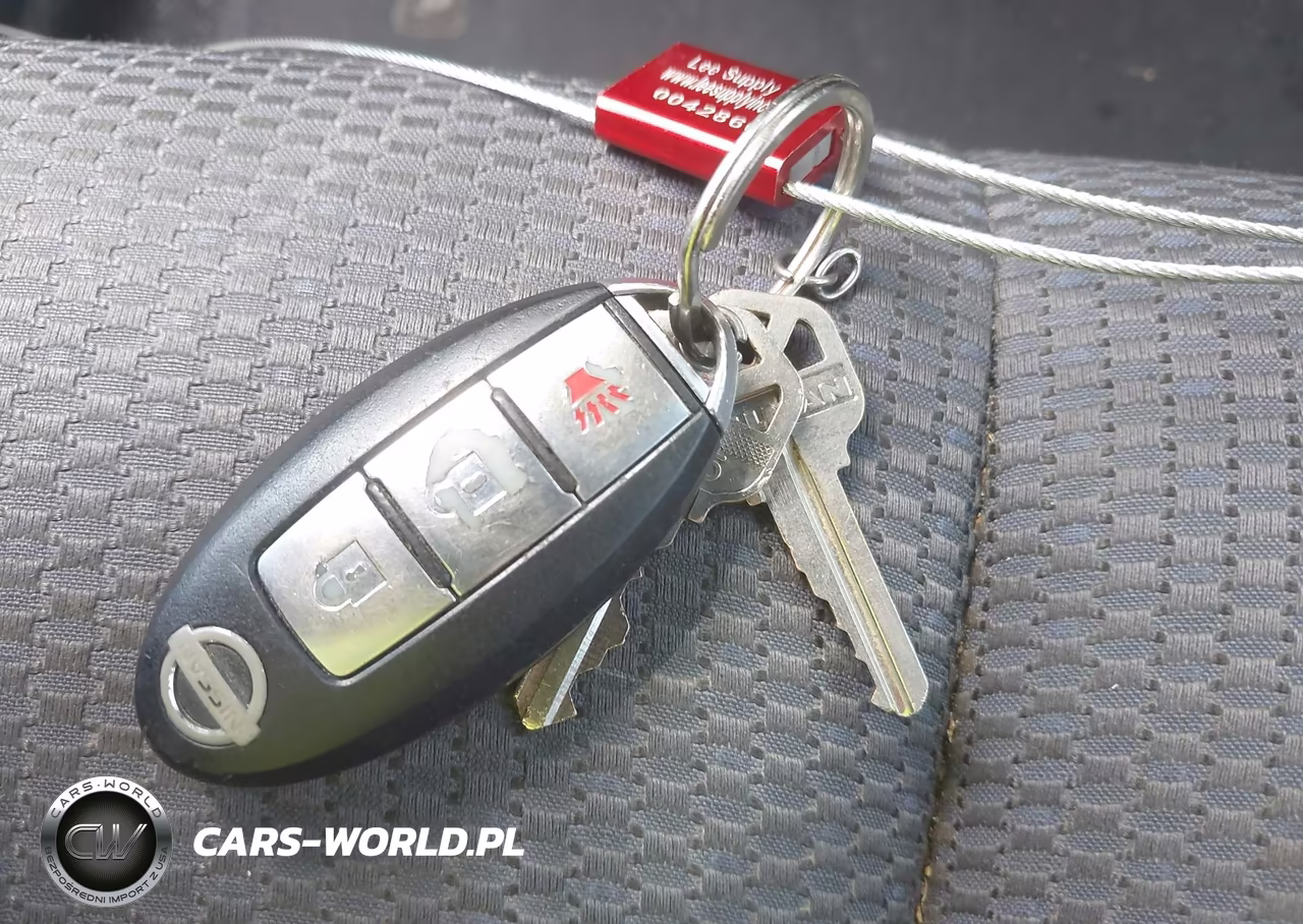 2007 Nissan Versa 1.8Sl VIN:3N1BC13E17L352694 - 11