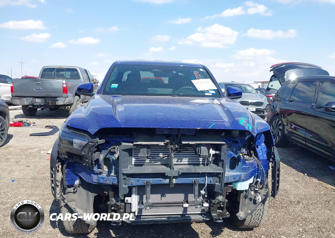 2024 Toyota Tacoma Trd Off Road VIN:3TMLB5JN9RM077538 - 13