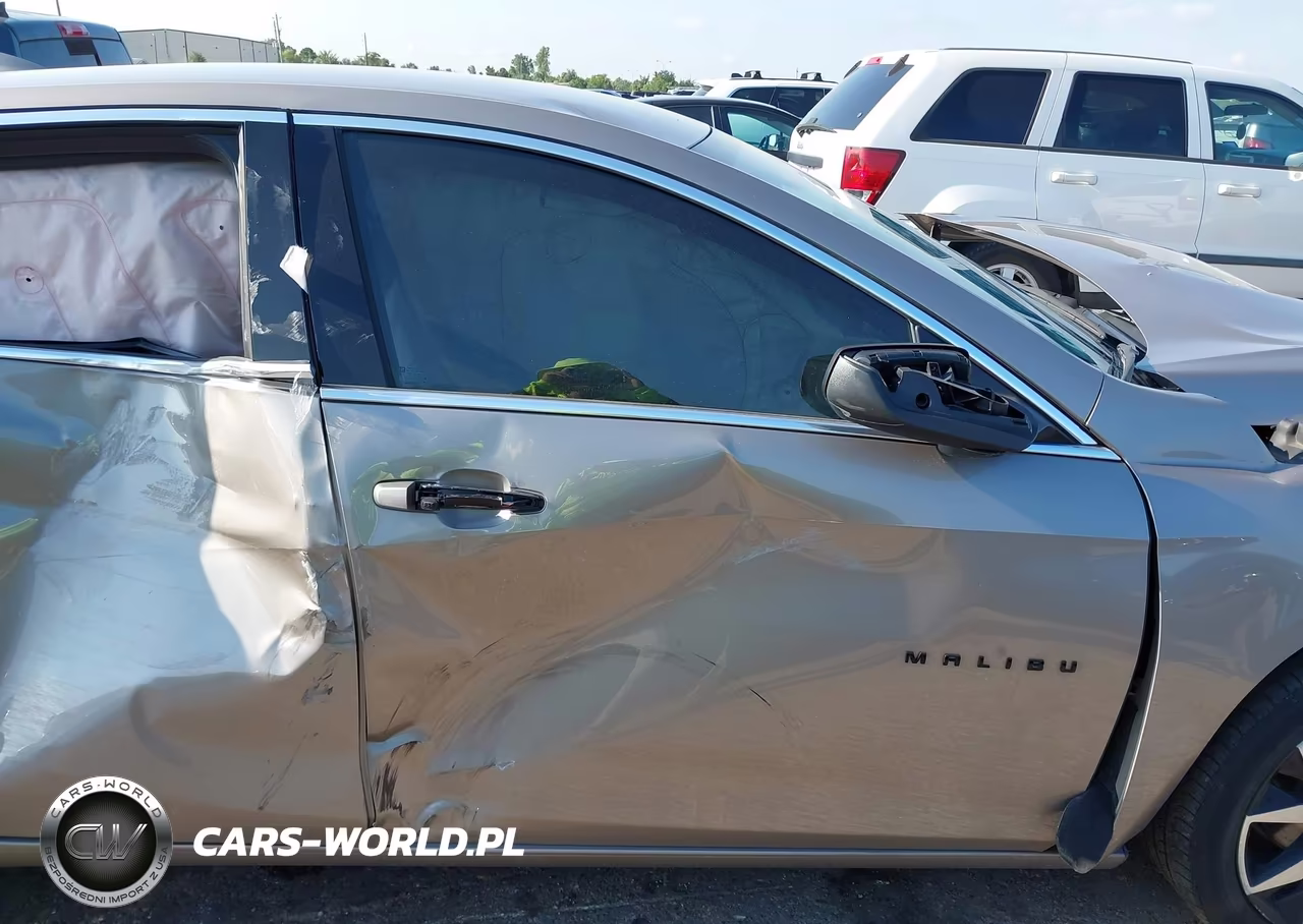 2025 Chevrolet Malibu Fwd Rs VIN:1G1ZG5ST5SF152226 - 5