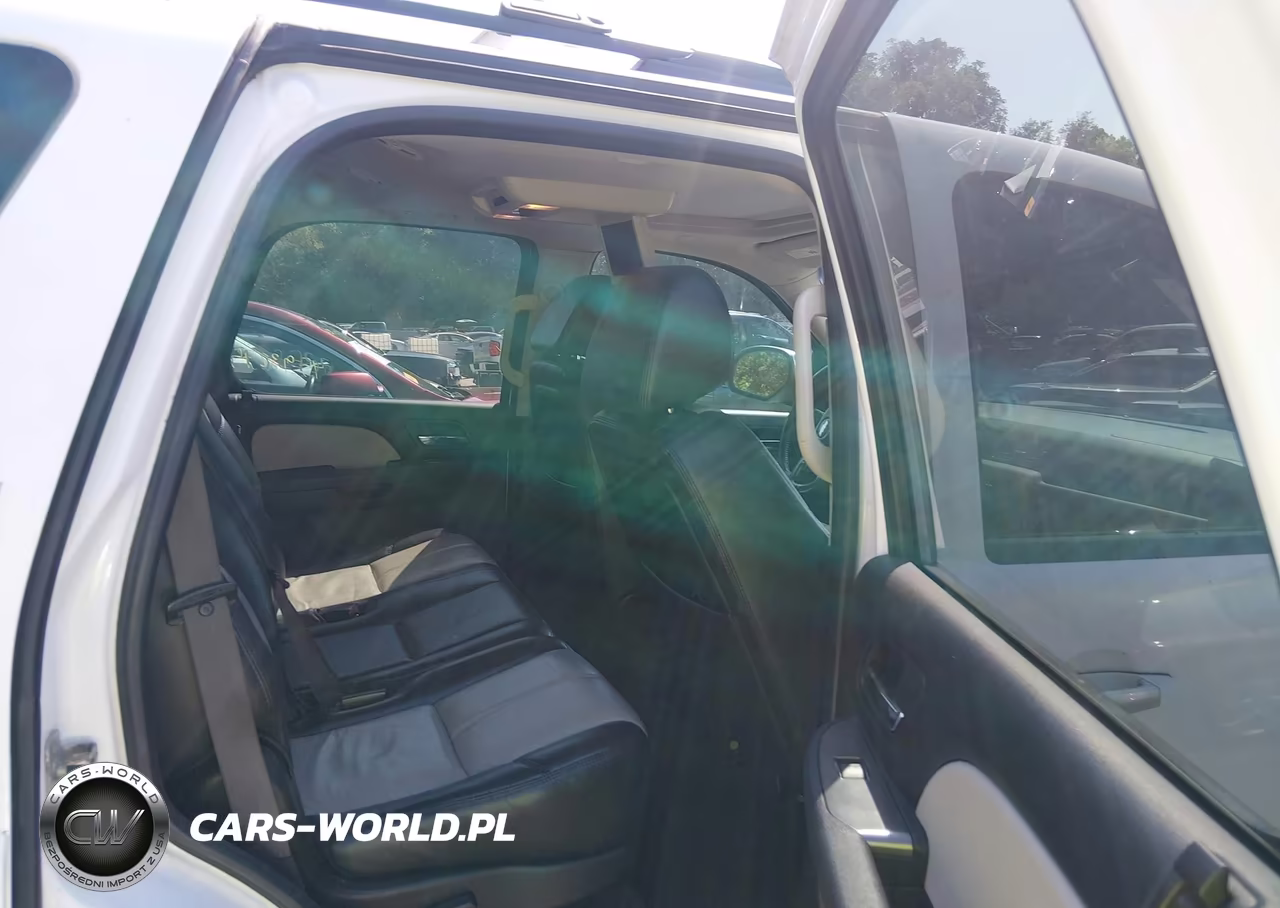 2007 Chevrolet Tahoe Lt VIN:1GNFK13037R423061 - 8