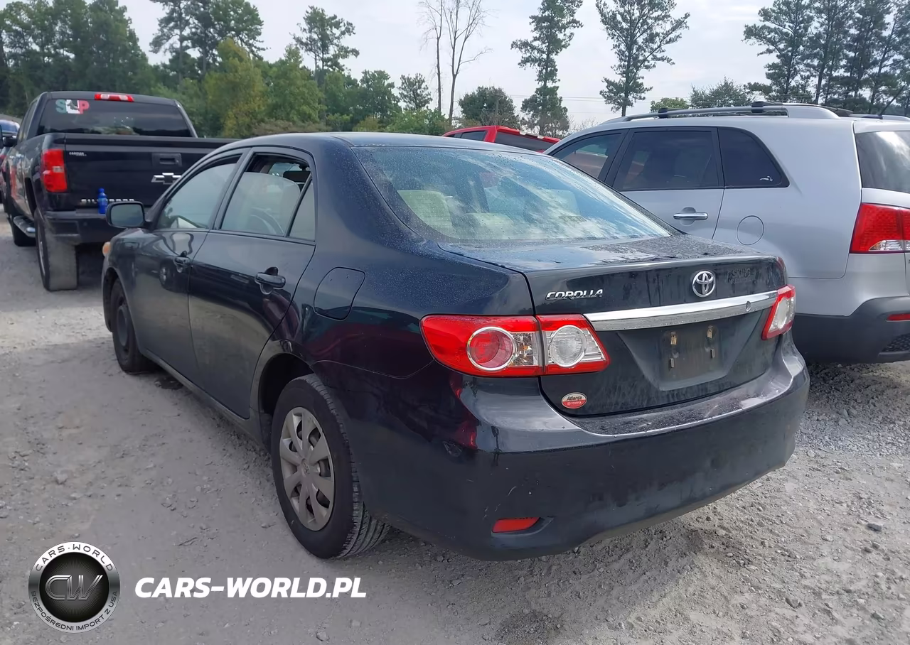 2013 Toyota Corolla L VIN:JTDBU4EE7DJ115736 - 3