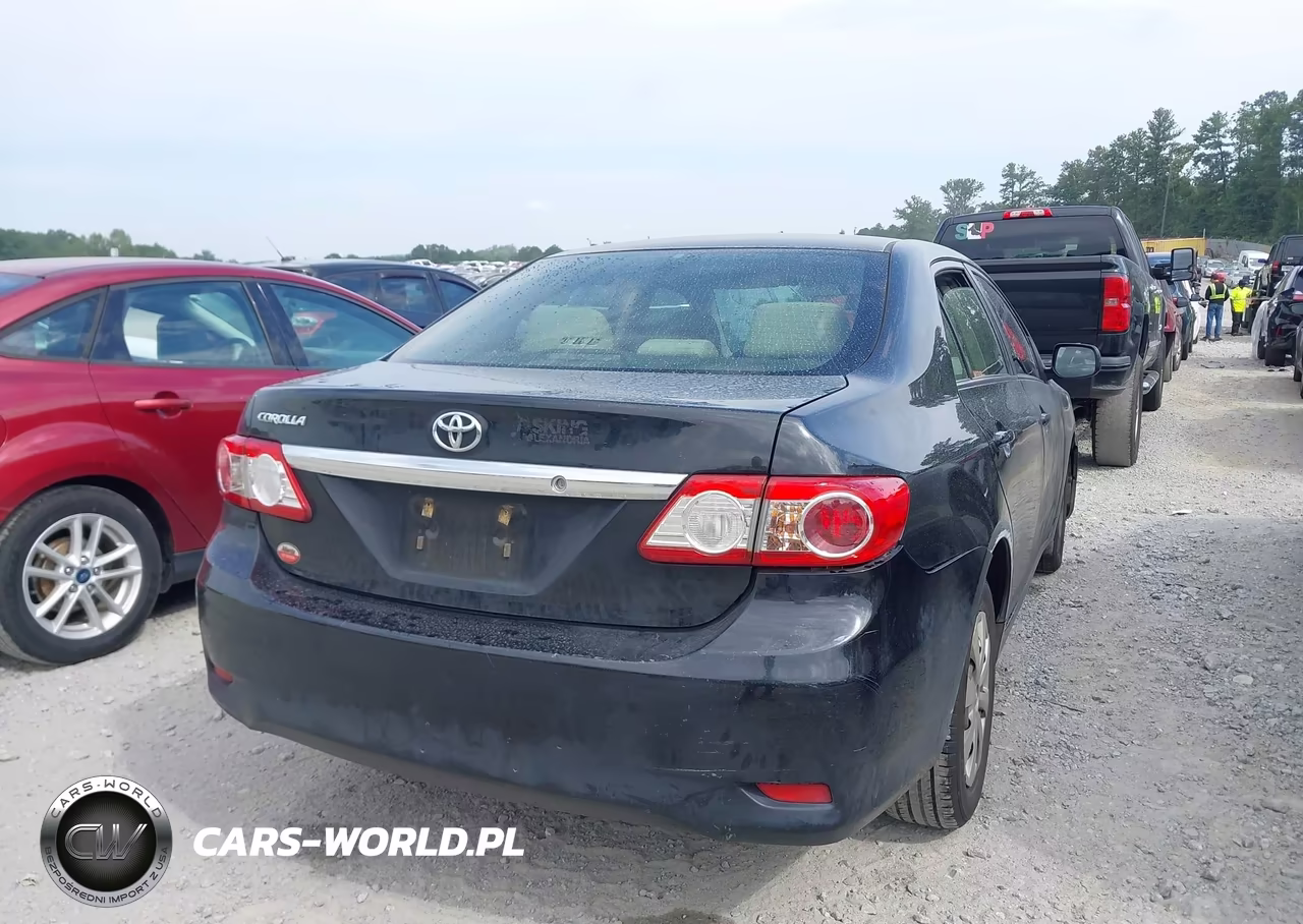 2013 Toyota Corolla L VIN:JTDBU4EE7DJ115736 - 4