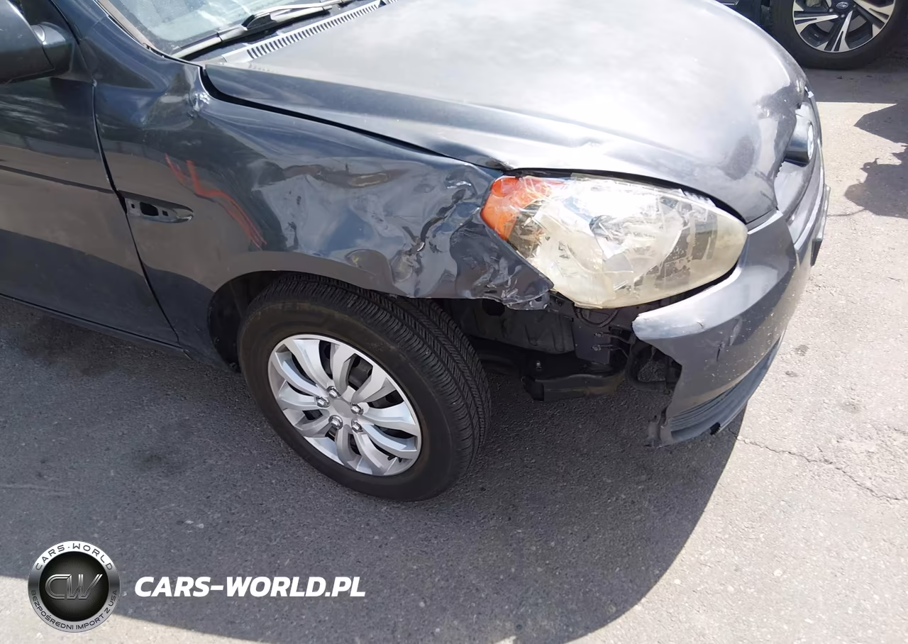 2007 Hyundai Accent Gs VIN:KMHCM36C67U044524 - 12