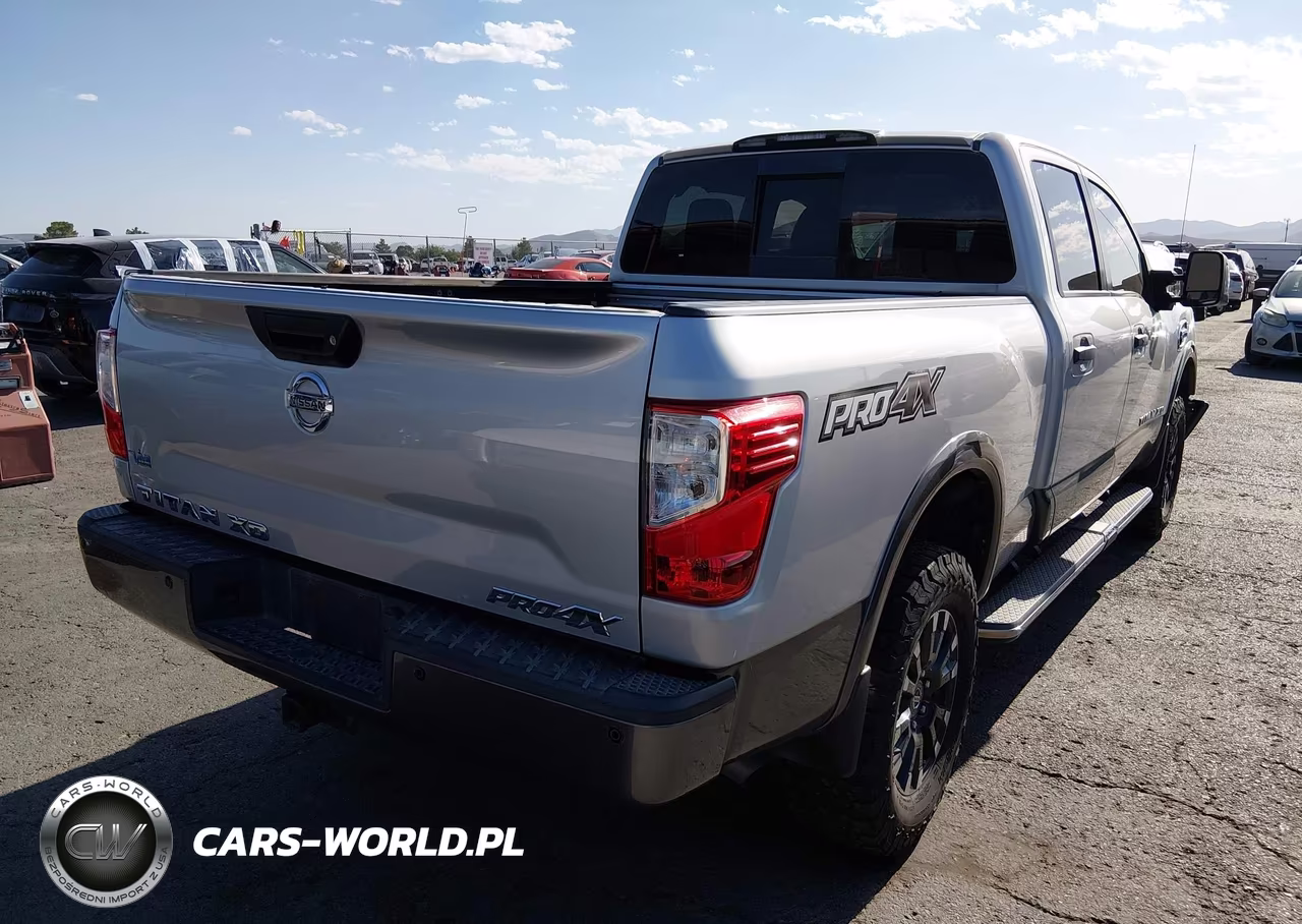 2016 Nissan Titan Xd Pro-4X Diesel VIN:1N6BA1F40GN508114 - 4