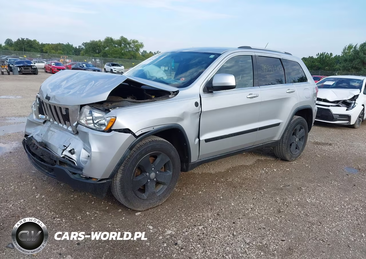 2011 Jeep Grand Cherokee Laredo VIN:1J4RR4GT8BC525792 - 2