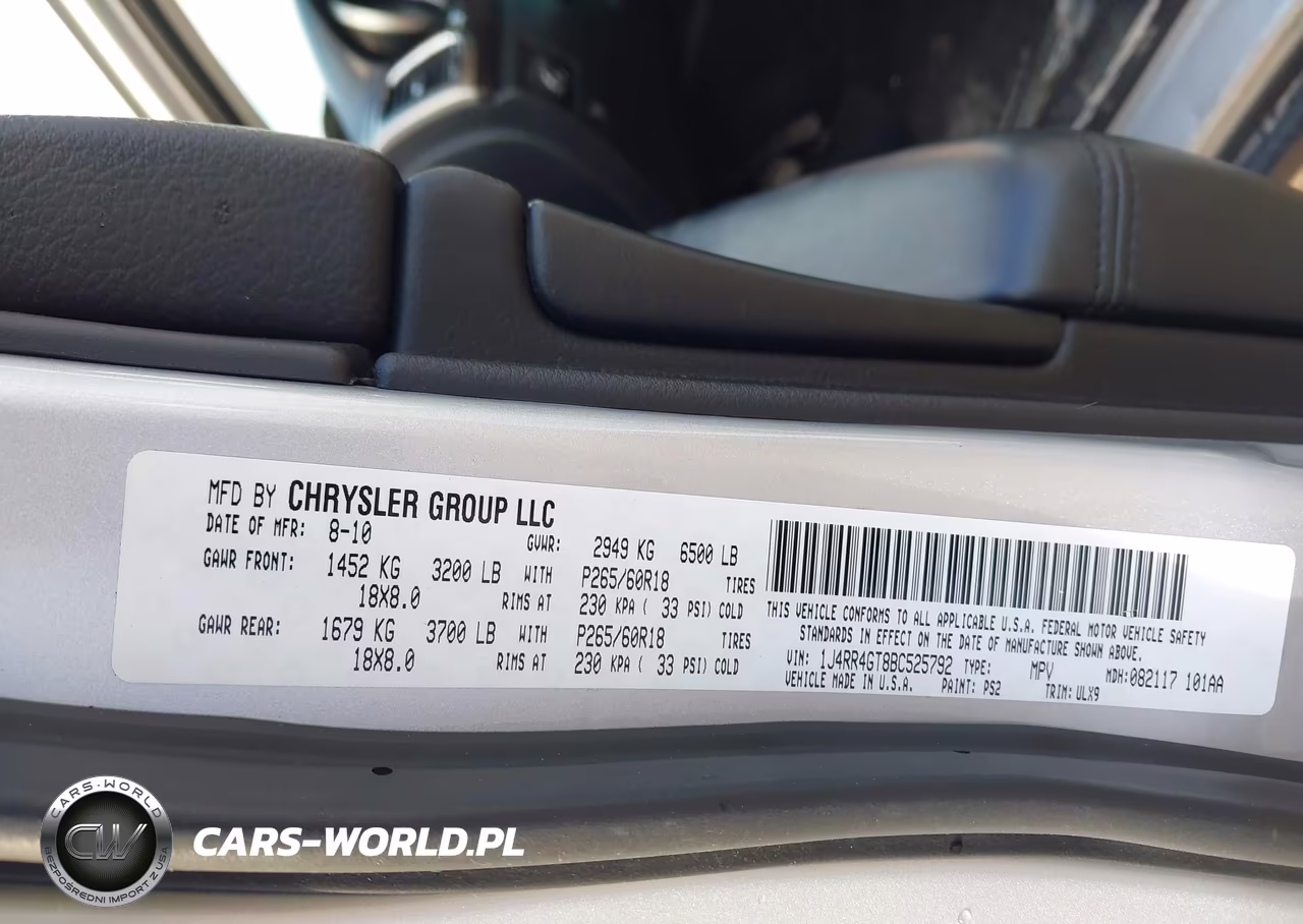 2011 Jeep Grand Cherokee Laredo VIN:1J4RR4GT8BC525792 - 9