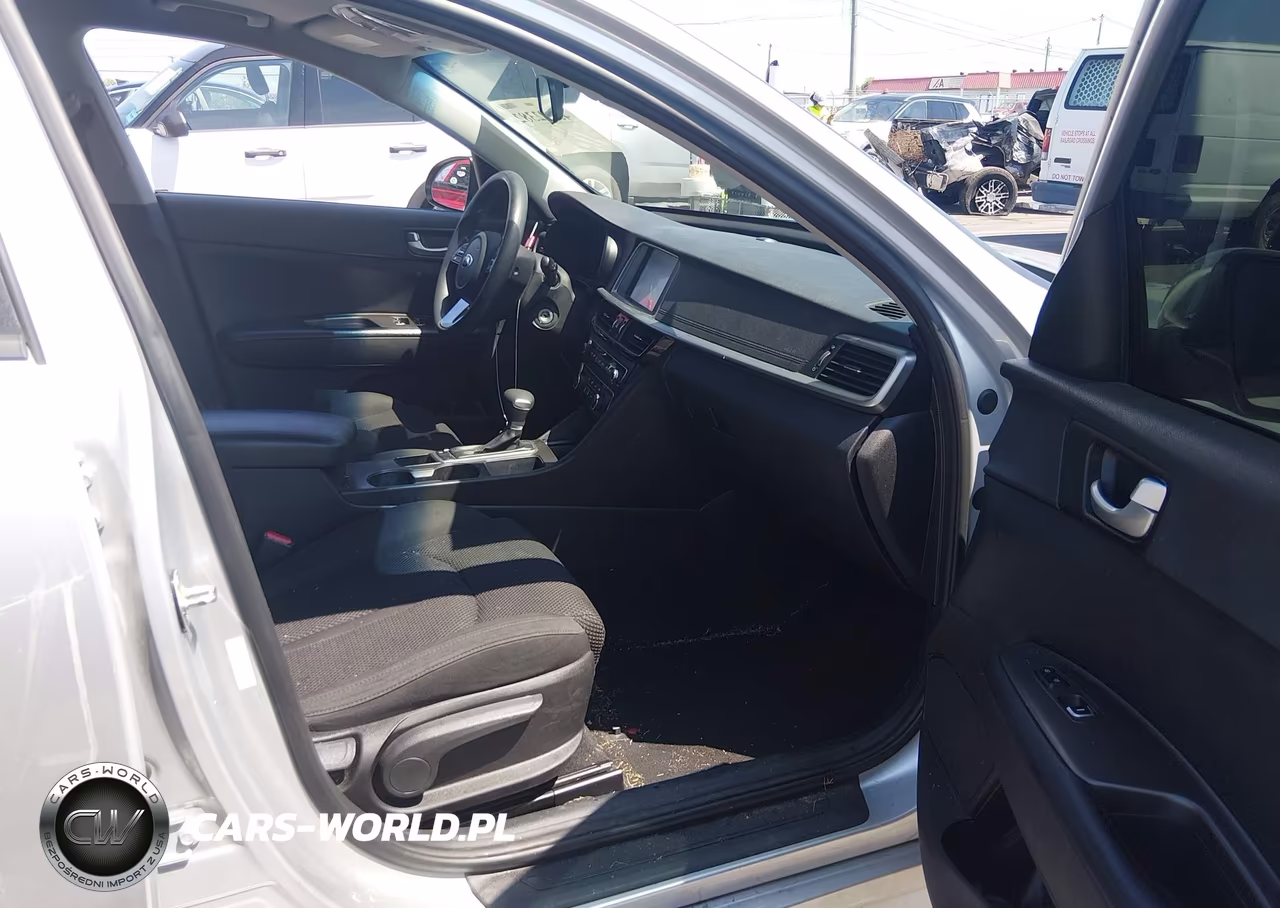 2019 Kia Optima Lx VIN:5XXGT4L33KG300331 - 5