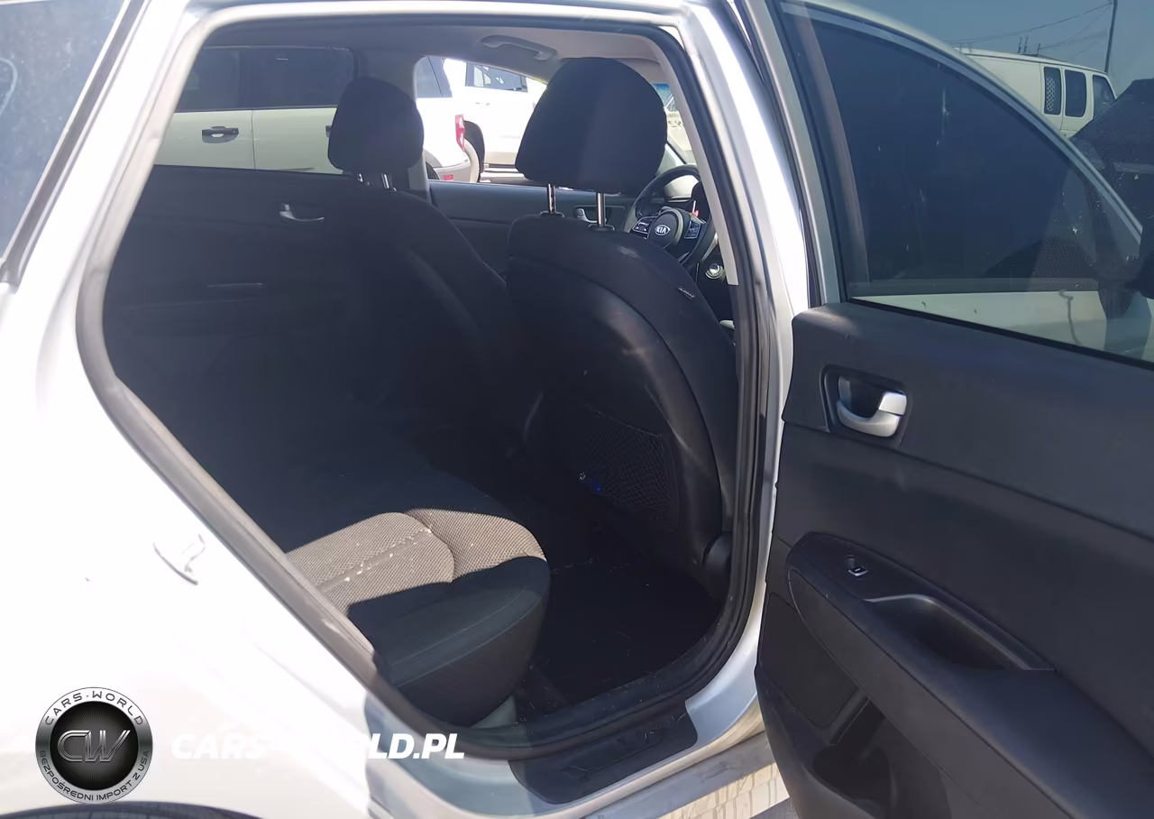 2019 Kia Optima Lx VIN:5XXGT4L33KG300331 - 8