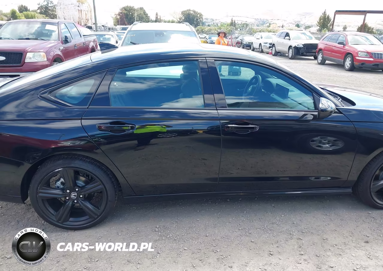 2026 Honda Accord Hybrid Sport-L VIN:1HGCY2F70TA037510 - 13
