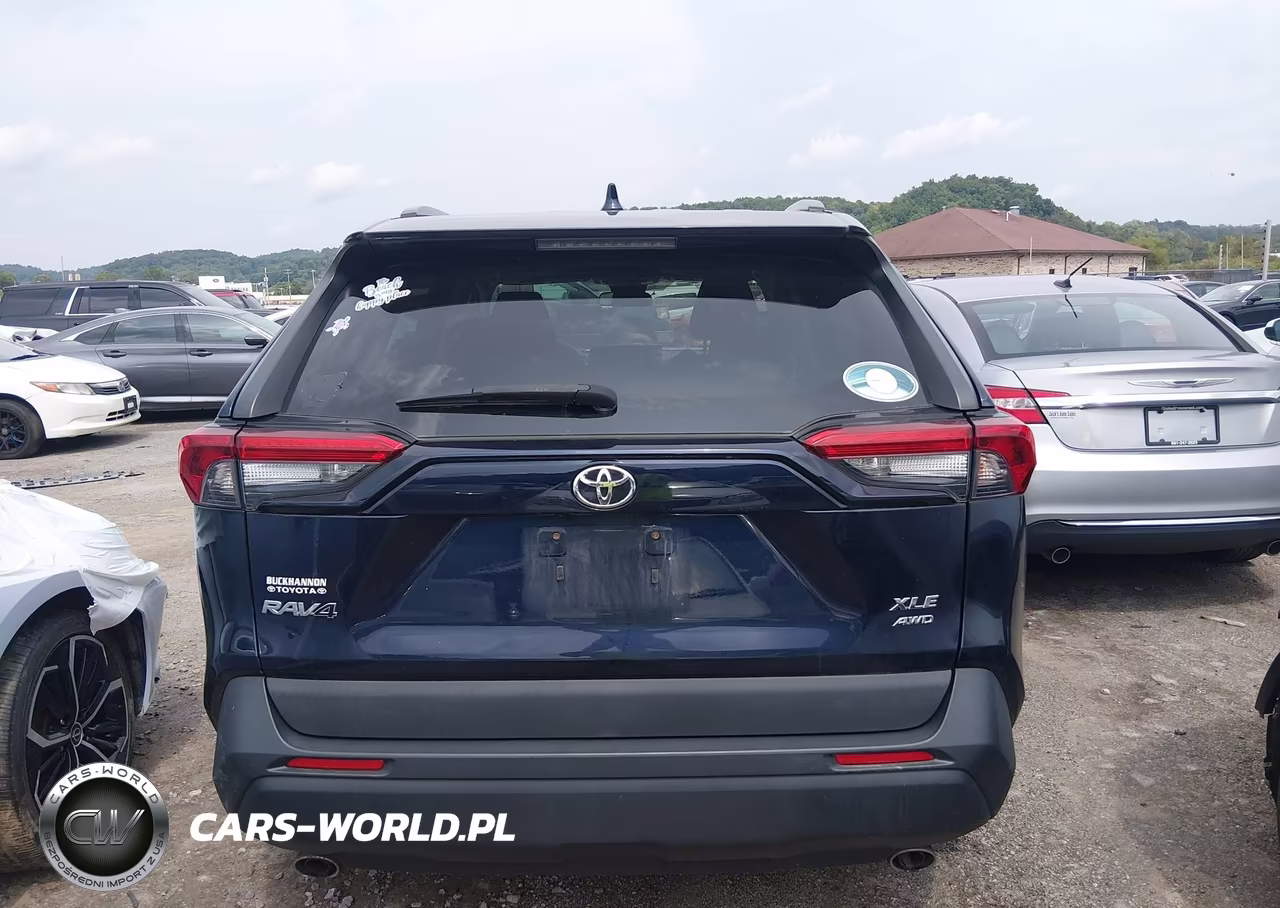 2020 Toyota Rav4 Xle VIN:2T3P1RFV6LW132893 - 17
